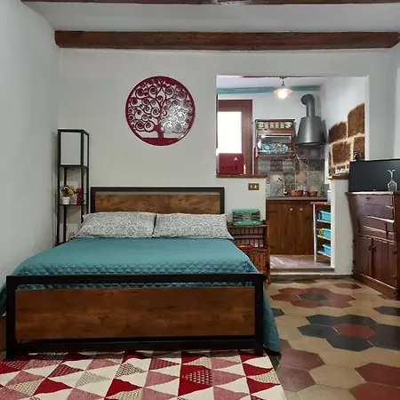 Antica Dimora Old Town Center Apartment Alghero