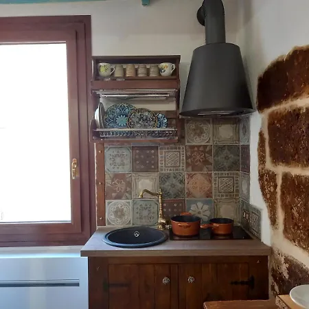 Antica Dimora Old Town Center Apartment Alghero
